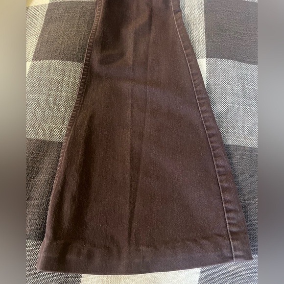 We The Free- Brown jeans bell bottoms, size 27 mid rise, pull on - Picture 4 of 6